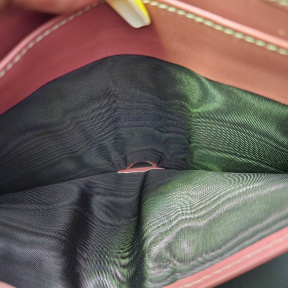 Gucci GG Guccissima Leather French Wallet - Picture 7 of 9